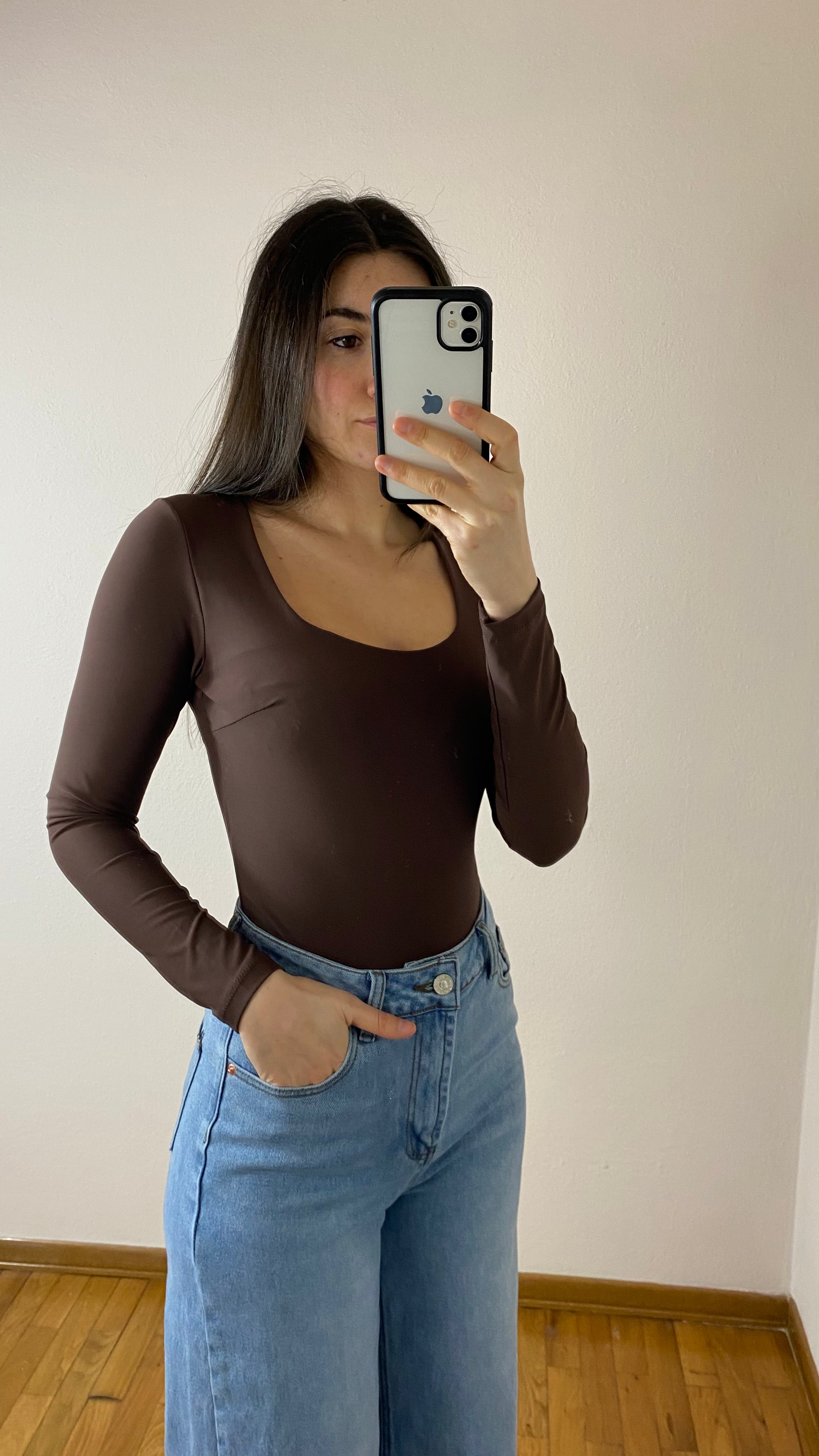 BODY SCOLLO QUADRATO