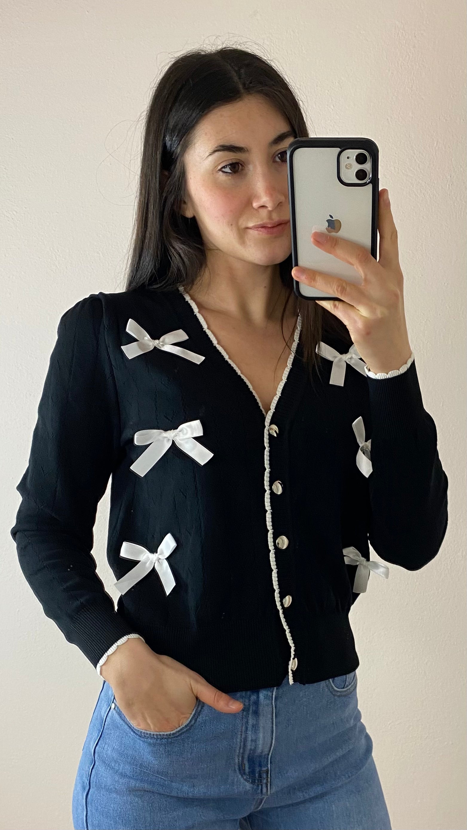 CARDIGAN CON FIOCCHI